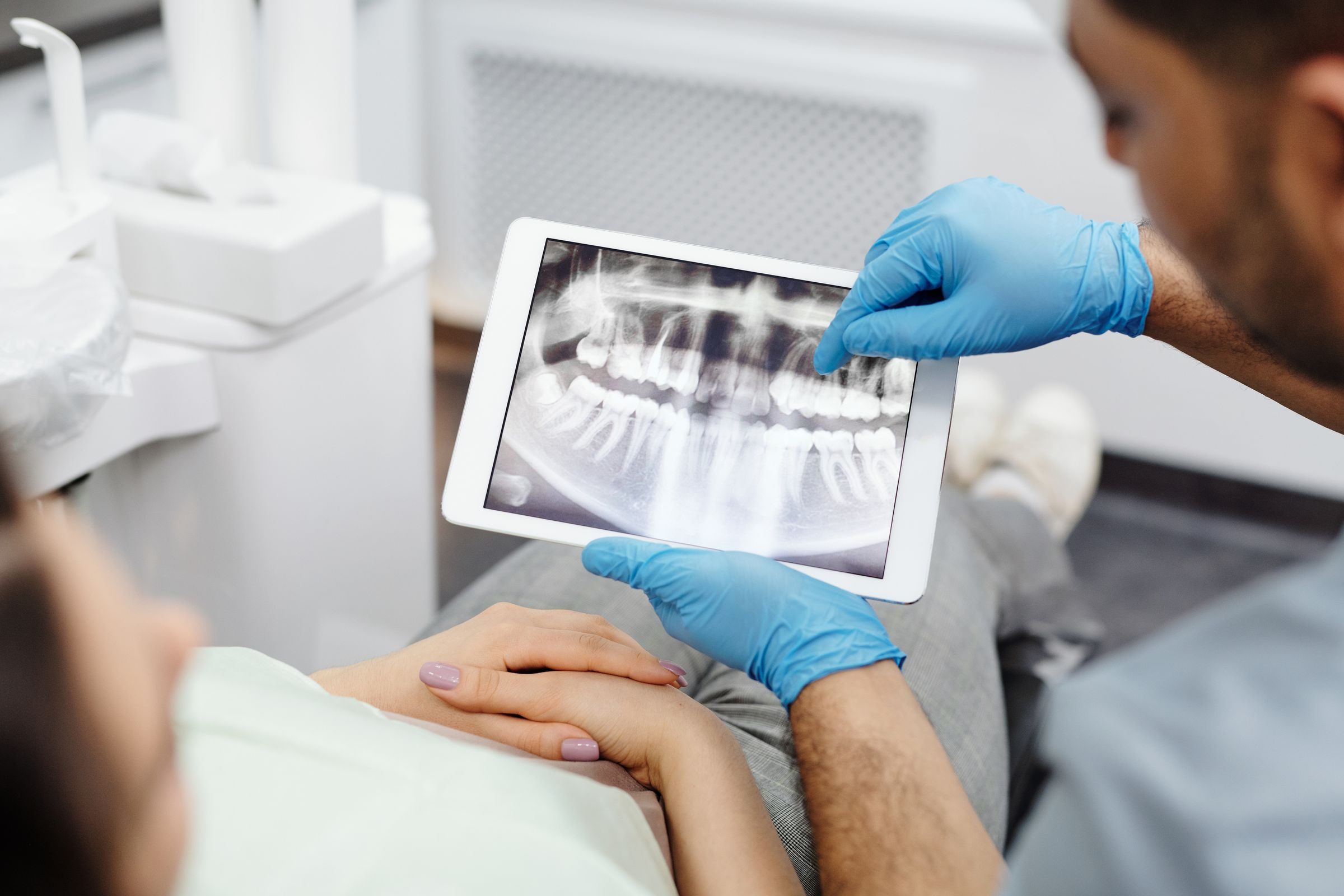 Consultation avec radiographie de la mâchoire